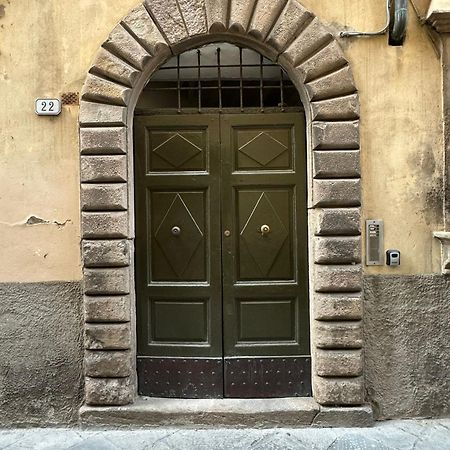 La Casa Del Galletto - At The Top Of The City لوكا المظهر الخارجي الصورة