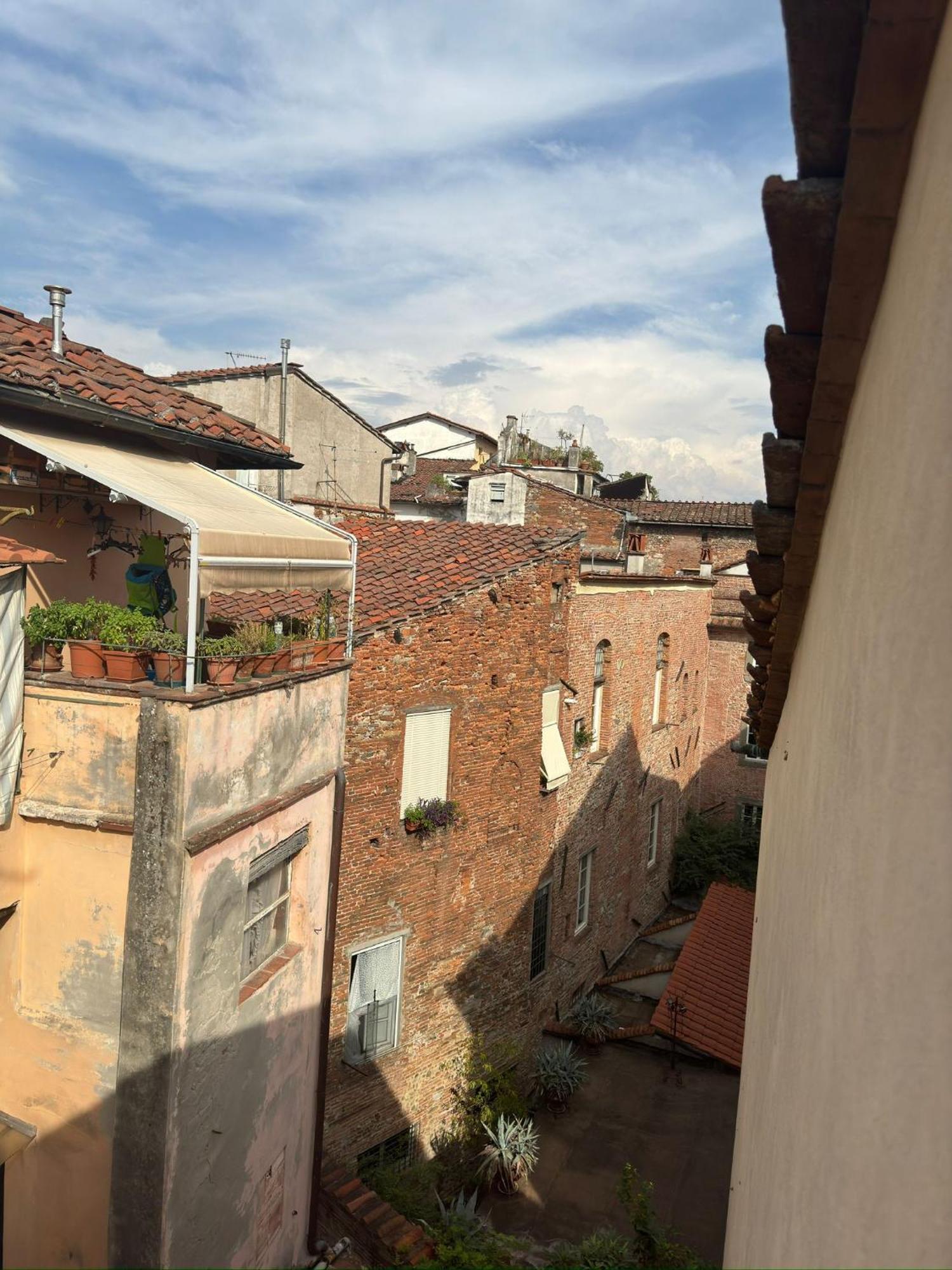La Casa Del Galletto - At The Top Of The City لوكا المظهر الخارجي الصورة